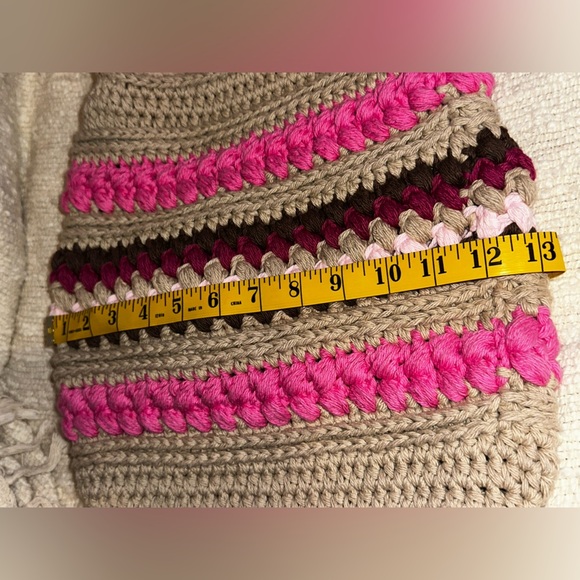 NWT Handcrafted Pink and Tan Crochet Crossbody Bag - Picture 12 of 13